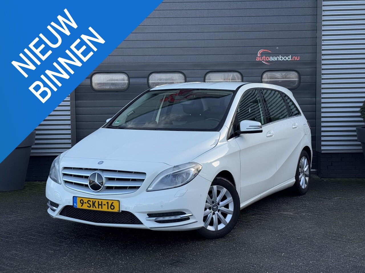 Mercedes-Benz B-klasse - 180 CDI Edition | Navigatie | Lederen Bekleding | Lichtmetalen Velgen | Trekhaak | Cruise - AutoWereld.nl