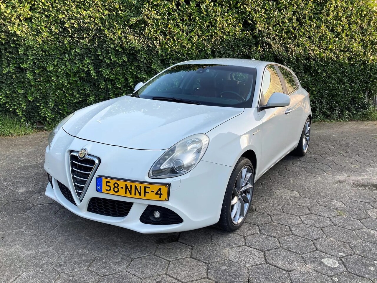 Alfa Romeo Giulietta - 1.4 T Distinctive 1.4 T Distinctive - AutoWereld.nl