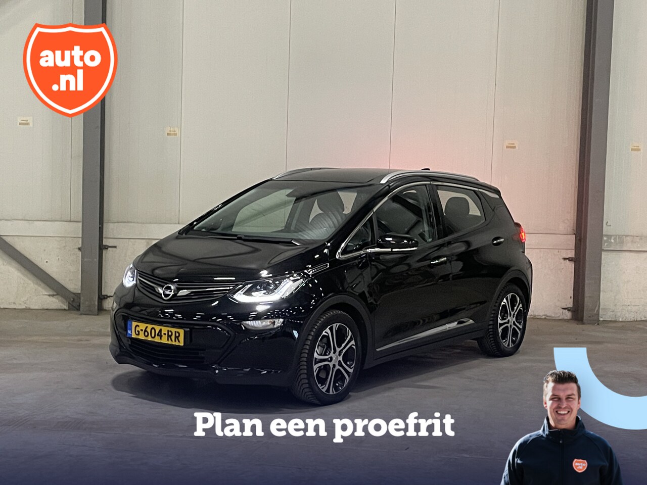 Opel Ampera-e - Business executive 60 kWh | Lederen bekleding | BOSE | Camera | Carplay | Stoelverwarming - AutoWereld.nl