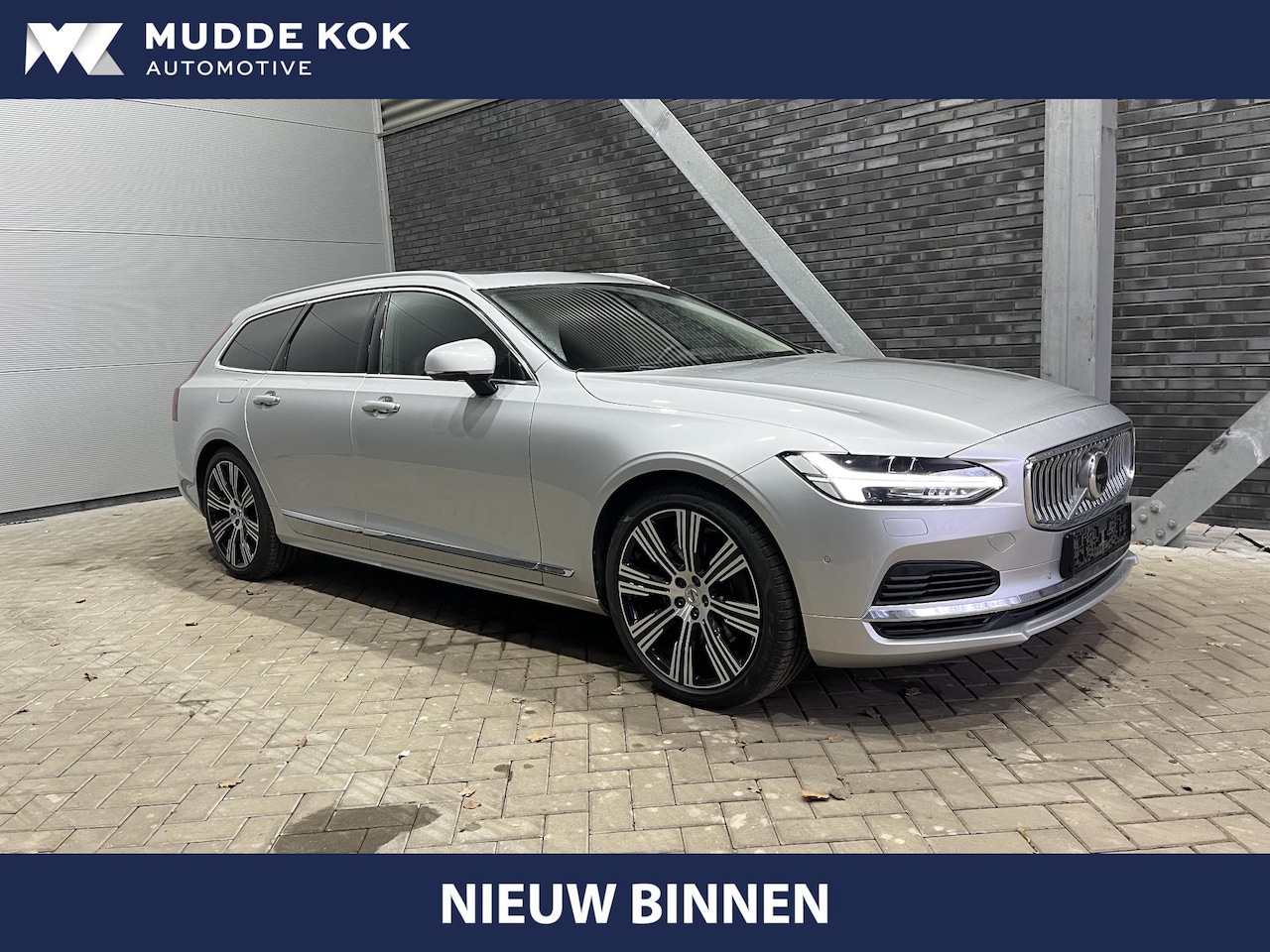 Volvo V90 - T6 AWD Inscription | Bowers&Wilkins | Luchtvering Achter | Head-Up | Panoramadak | 360° Ca - AutoWereld.nl