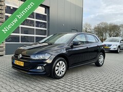 Volkswagen Polo - 1.0 Comfortline 5 Deurs| Airco|Navigatie|Cruise