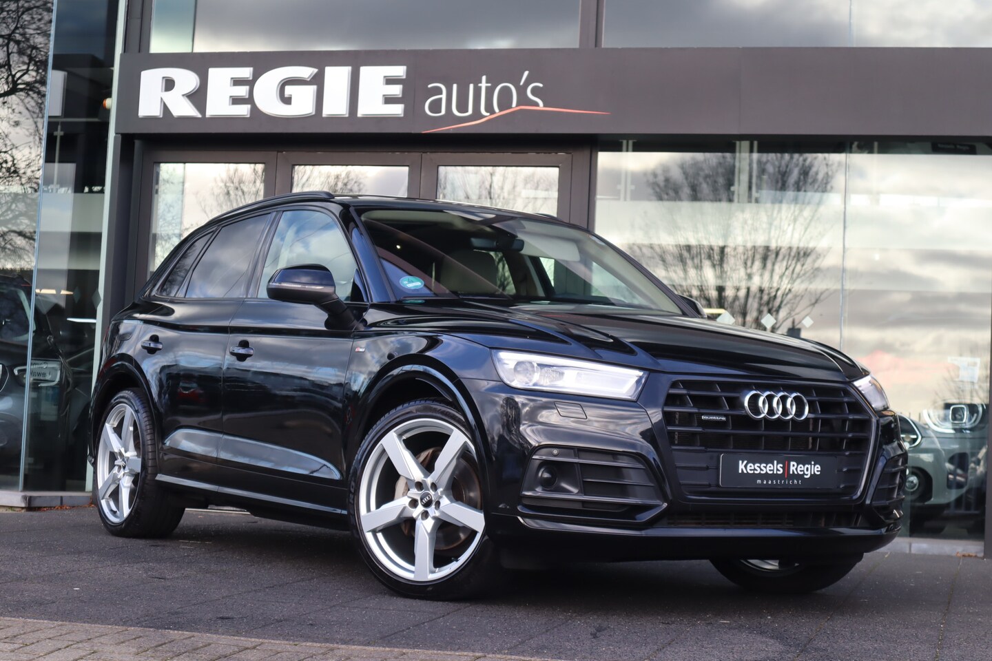 Audi Q5 - 50 TFSI e S edition Panoramadak Leer Led Virtual B&O Luchtvering Elec.trekhaak - AutoWereld.nl