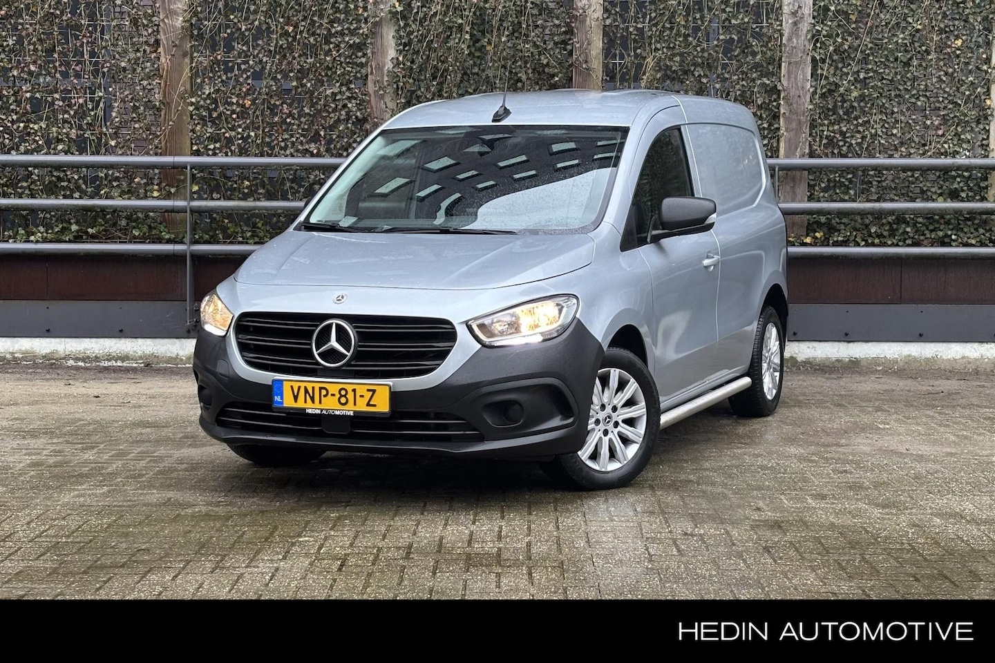 Mercedes-Benz Citan - 108 L1 Pro | Trekhaak | Sidebars | Lichtmetalen Wielen | Airco | Navigatie | Licht en Rege - AutoWereld.nl