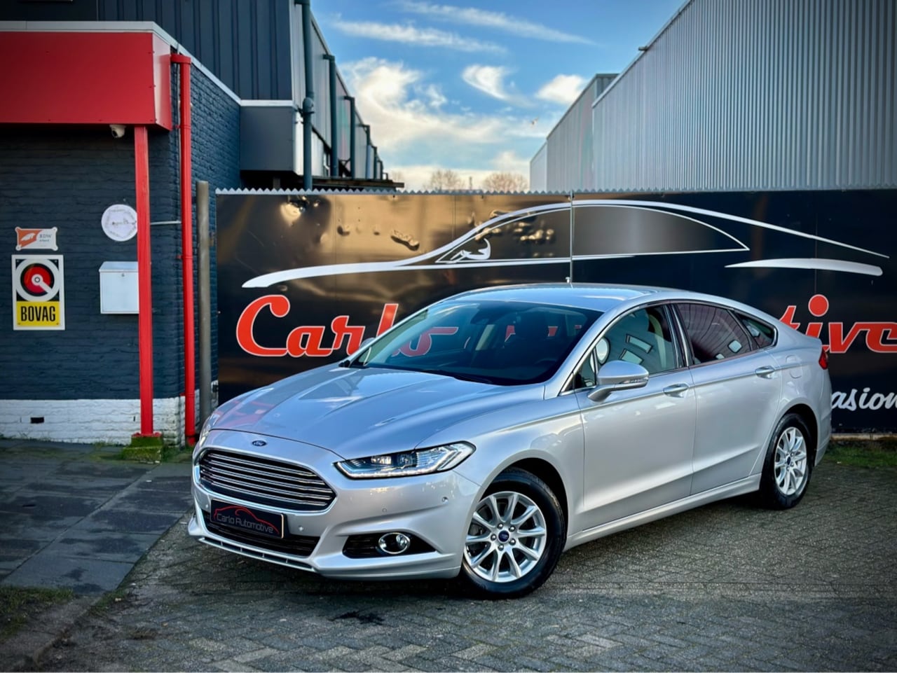 Ford Mondeo - 1.5 TITANIUM 161PK! AUTOMAAT|NAVI|XENON|CLIMA|PDC - AutoWereld.nl