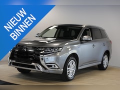 Mitsubishi Outlander - 2.4 PHEV Intense+ | Trekhaak | Zomer & Winterset | Dealer onderhouden