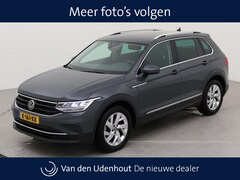 Volkswagen Tiguan - 1.5 TSI 150pk Life Business DSG / Navigatie / Stoelverwarming / Elek. Achterklep