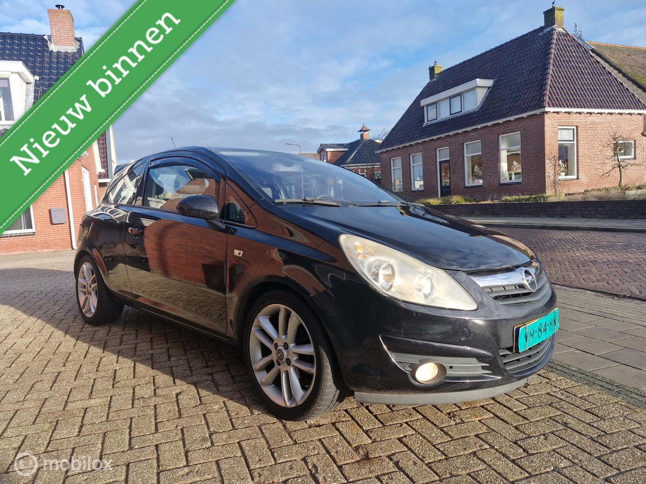 Opel Corsa - 1.4-16V Enjoy 1.4-16V Enjoy - AutoWereld.nl