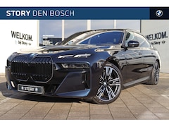 BMW 7-serie - 750e xDrive High Executive M Sport Automaat / Panoramadak Sky Lounge / Trekhaak / Bowers &