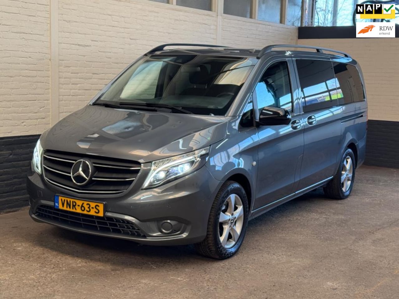 Mercedes-Benz Vito - 124 CDI Mixto DC L2 4x4 Standkachel 2x Schuifdeur - AutoWereld.nl