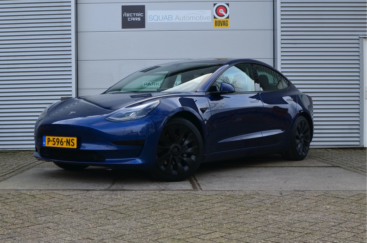 Tesla Model 3 - Standard RWD Plus 60 kWh LFP Accu, dus 100% opladen, Warmtepomp, AutoPilot - AutoWereld.nl