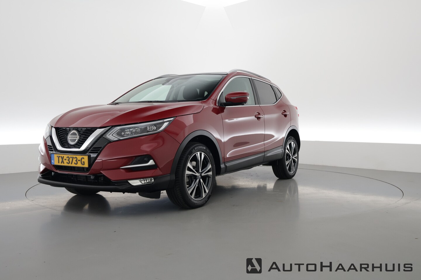 Nissan Qashqai - 1.2 Automaat | Pano | 360cam | Navi | Trekhaak | Stoelverw. | Keyless - AutoWereld.nl