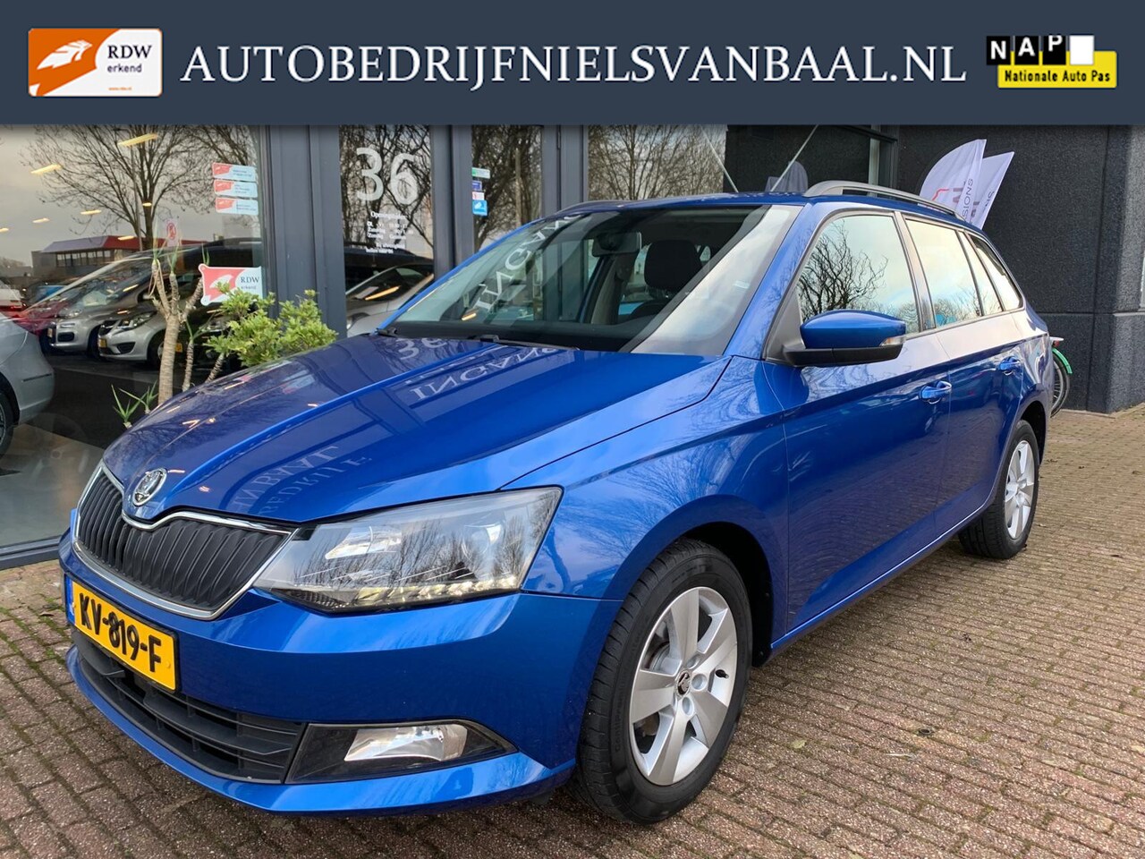 Skoda Fabia Combi - 1.2 TSI Ambition Business Navi/PDC/Airco - AutoWereld.nl