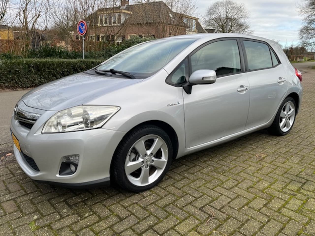 Toyota Auris - 1.8 Full Hybrid 136PK 5D CVT Executive - AutoWereld.nl