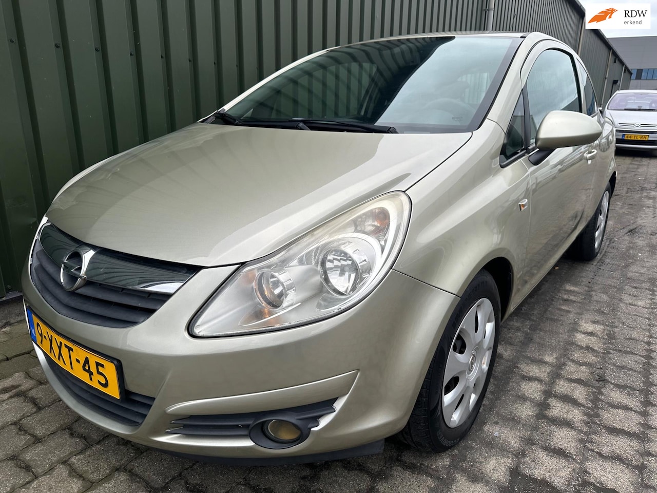 Opel Corsa - 1.2-16V Edition 1.2-16V Edition - AutoWereld.nl