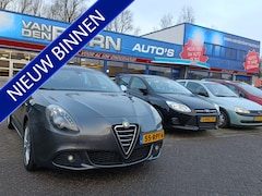 Alfa Romeo Giulietta - 1.4 T Distinctive Airco Cruise controle Nw APK