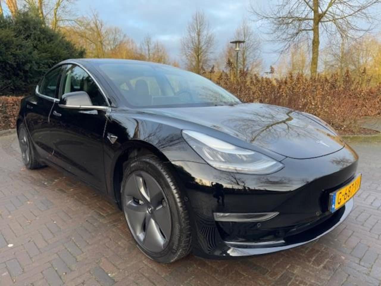 Tesla Model 3 - Long Range RWD LONG RANGE AWD 75KWH 351PK/FULL SELF DRIVING/THAAK/FABRIEKSGARANTIE - AutoWereld.nl