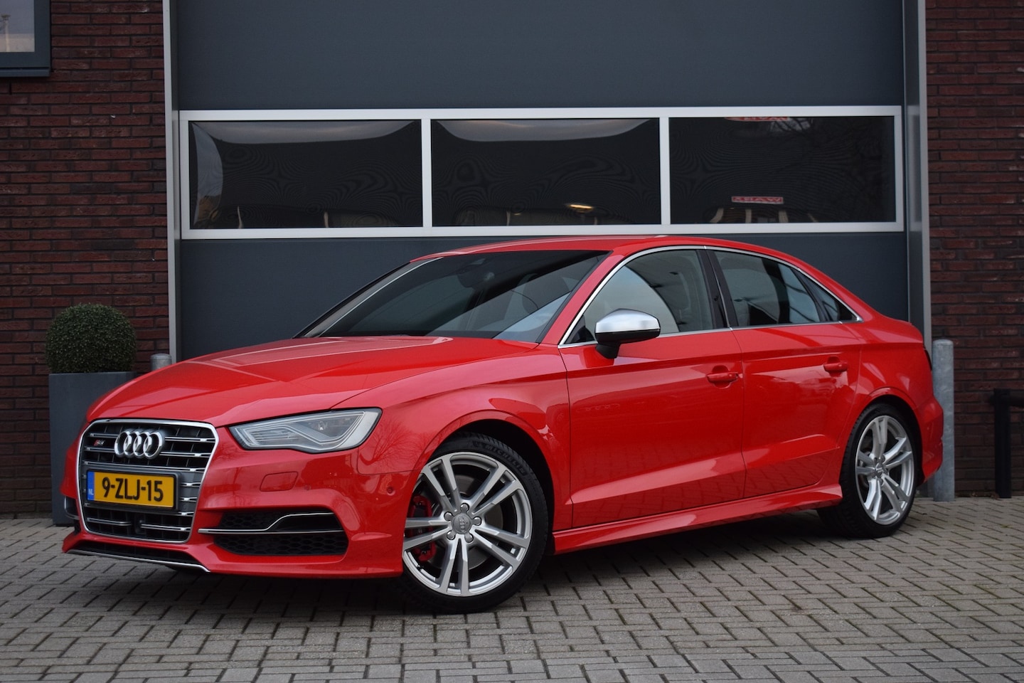 Audi S3 - Limousine 2.0 TFSI 300pk Quattro | Origineel NL | 1e eigenaar - AutoWereld.nl