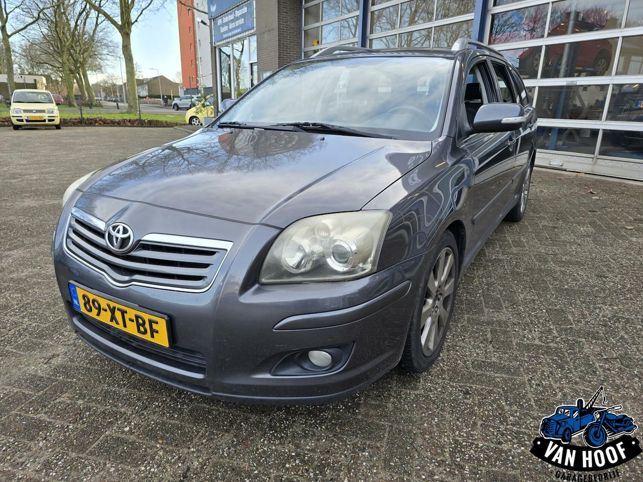 Toyota Avensis Wagon - 2.4 VVTi Executive Automaat - AutoWereld.nl