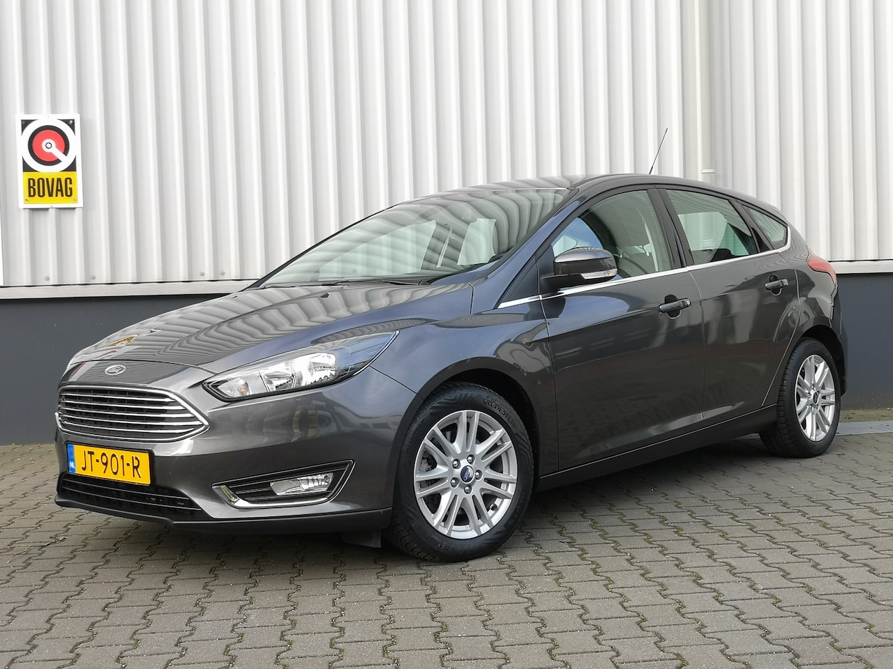 Ford Focus - 1.5 Titanium Eerste eigenaar! - AutoWereld.nl