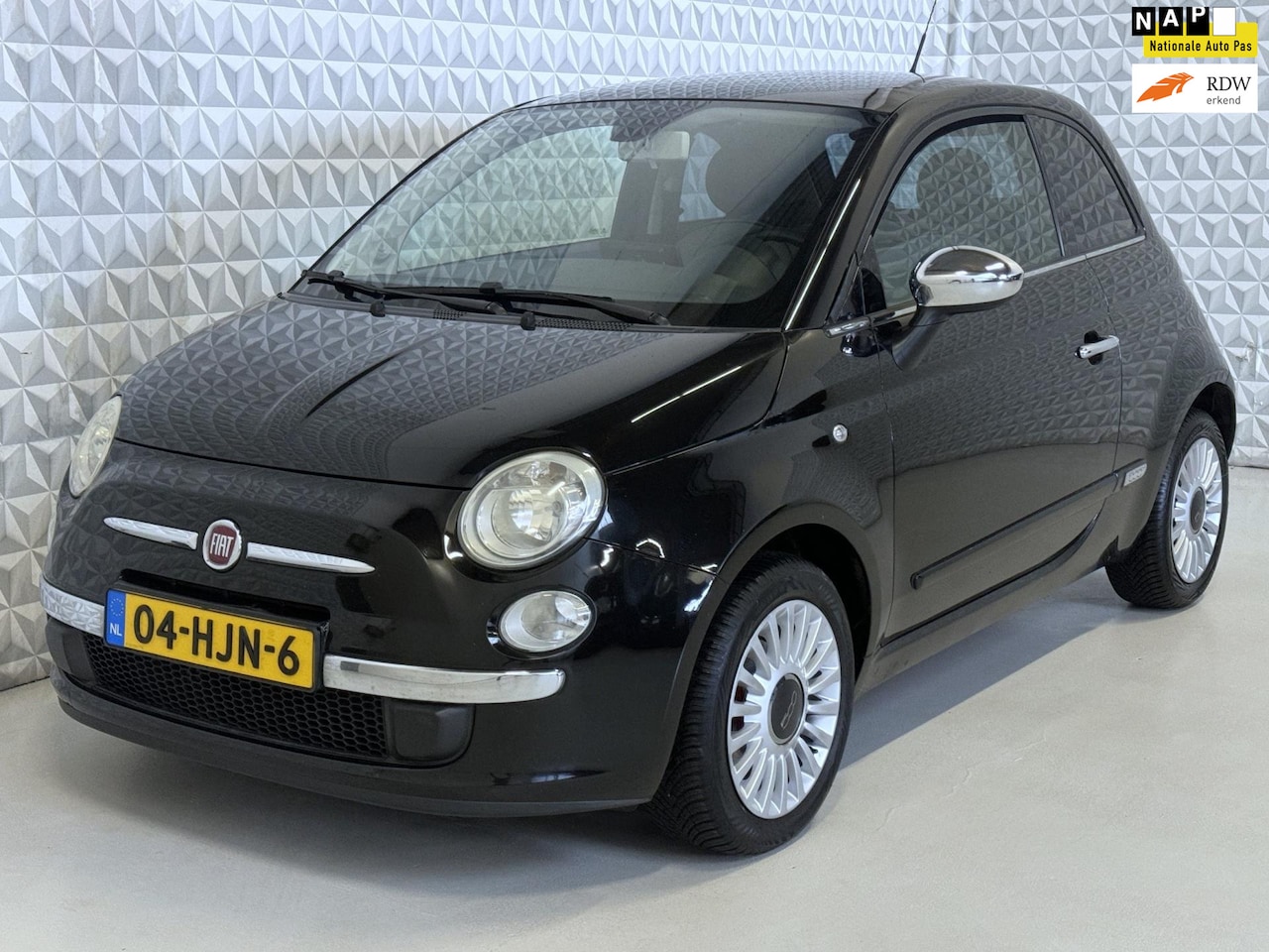 Fiat 500 - 1.2 Lounge Airco Cruise PANORAMADAK 197.000km (2008) - AutoWereld.nl