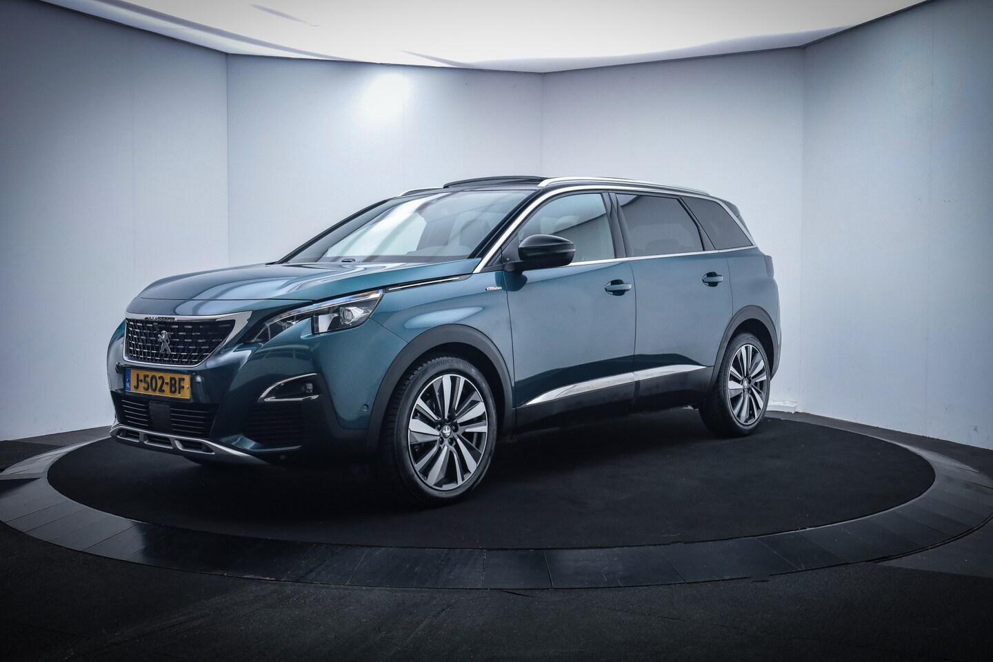 Peugeot 5008 - 1.2T 7Pers GT-LINE SCHUIFDAK/360CAMERA/NAVI/ADAPTIEF/FULL.LED/DEALER.OH - AutoWereld.nl