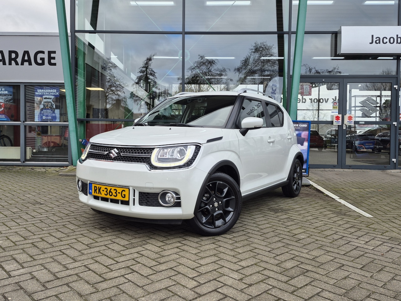 Suzuki Ignis - 1.2 Stijl Automaat | Automaat | Lage kilometerstand | Achteruitrijcamera | Climate Control - AutoWereld.nl