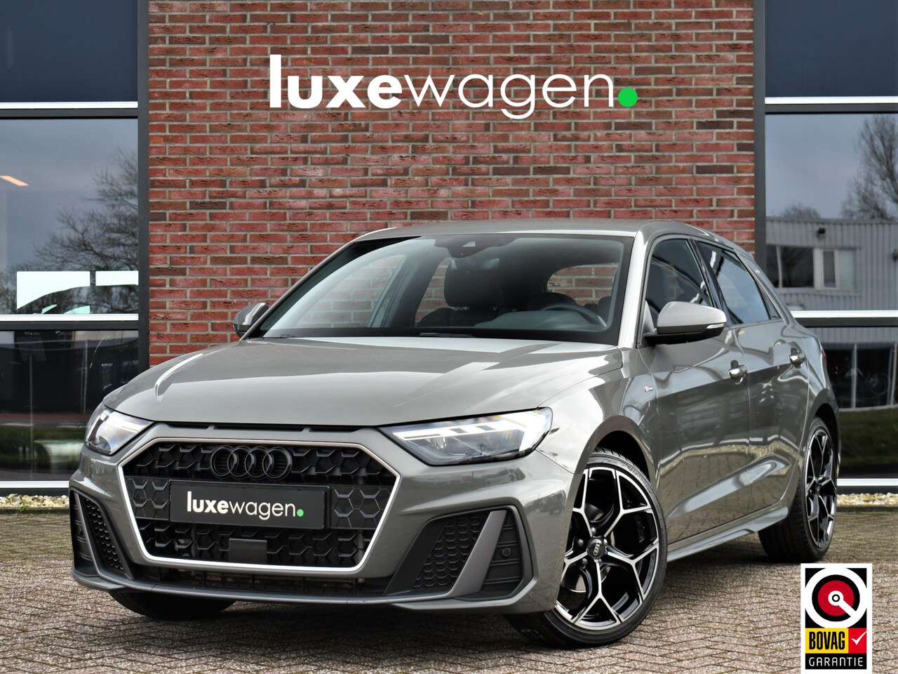 Audi A1 Sportback - 30 TFSI S-Line 18inch LED Carplay Chronos-grau - AutoWereld.nl