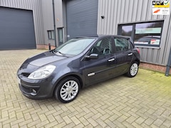 Renault Clio - 1.2-16V Special Rip Curl TOP OCCASION 2e EIGENAAR