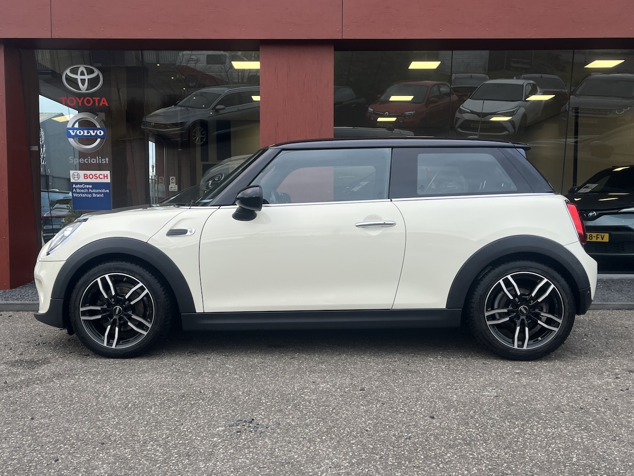 MINI Cooper - Mini 1.5 136pk Pepper | 17'' LMV | CLIMATE | CRUISE - AutoWereld.nl