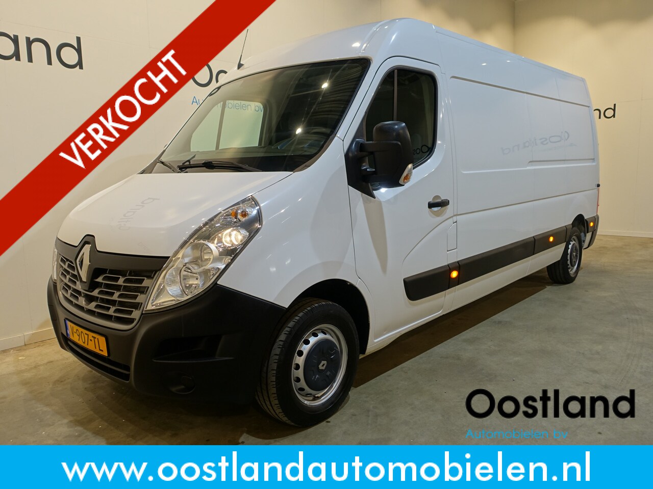 Renault Master - T35 2.3 dCi 146 pk L3H2 Euro6 / Laadklep / Airco / Cruise Control / Navigatie / 31.177 KM - AutoWereld.nl