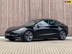 Tesla Model 3 - Long Range AWD 75 kWh / Zwart / Trekhaak