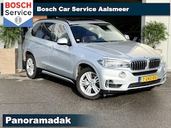 BMW X5 - xDrive40e High Executive / PANO / CAMERA / LEER / LM VELGEN /