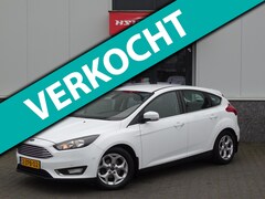 Ford Focus - 1.5 TDCI Titanium Edition airco LM navi 4-deurs