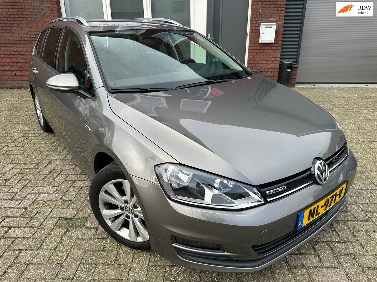 Volkswagen Golf Variant - 1.0 TSI Comfortline / Navi / PDC / DAB / NAP / Cruise - AutoWereld.nl