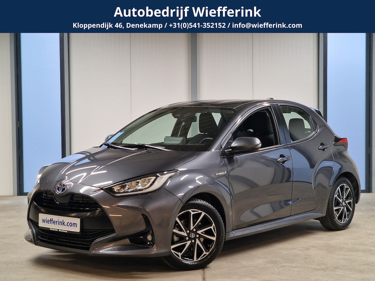 Toyota Yaris - 1.5 Hybrid Dynamic AUT. | Adaptive cruise | Trekhaak | Camera | LM velgen - AutoWereld.nl