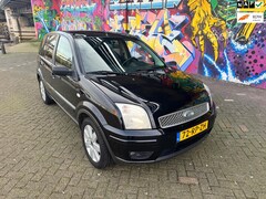 Ford Fusion - 1.4-16V Futura airco elektrische ramen cv. sport velgen zeer nette auto rijd heerlijk apk