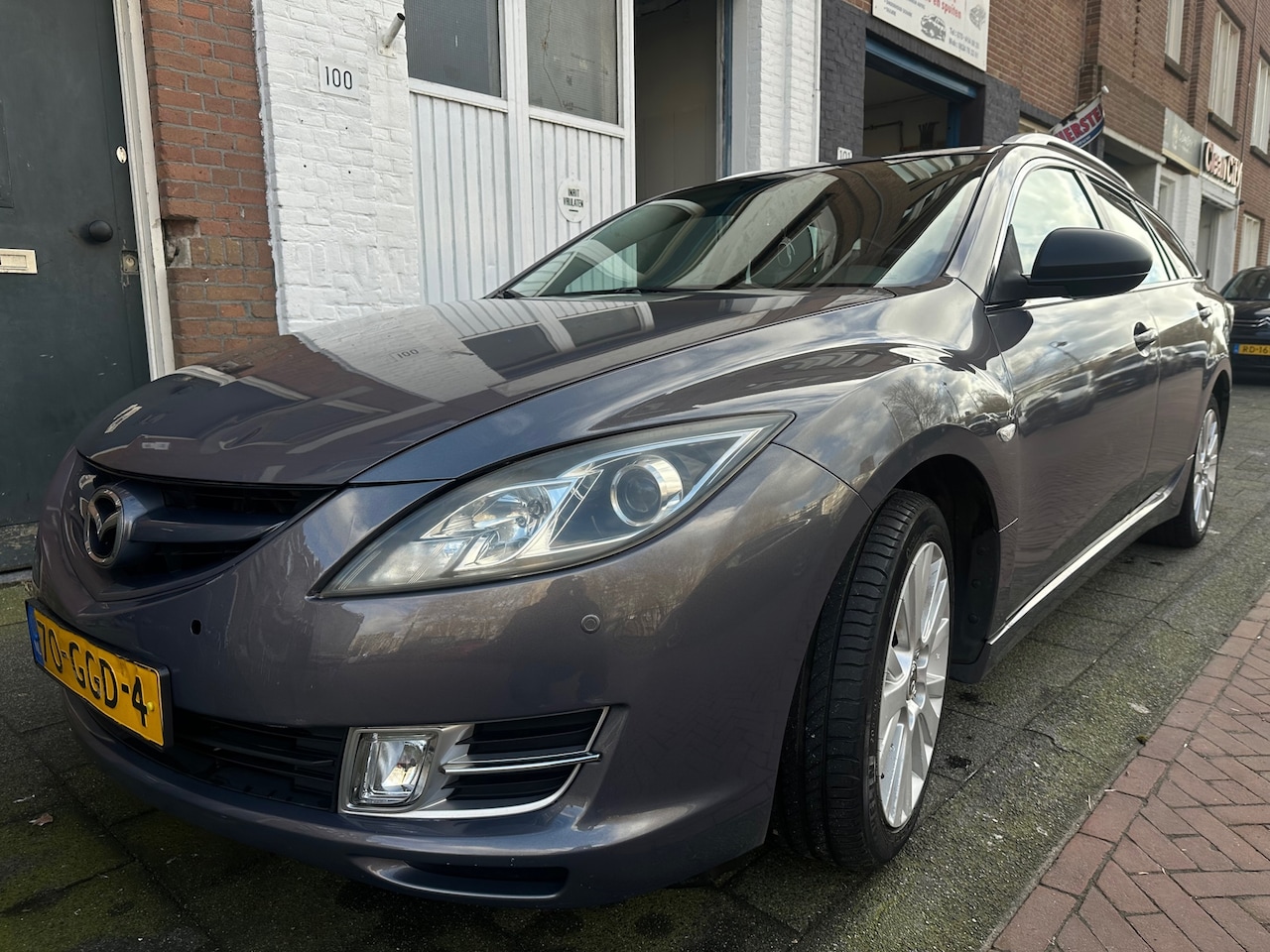 Mazda 6 Sportbreak - 2.0 S-VT Business Plus Trekhaak PDC LMV Goede Auto - AutoWereld.nl