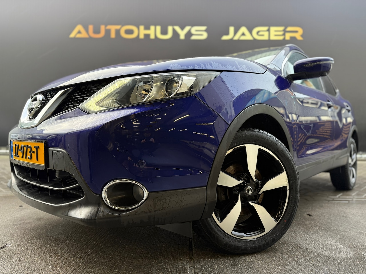 Nissan Qashqai - 1.2 Tekna PANORAMADAK - AutoWereld.nl