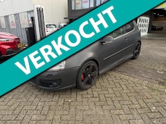 Volkswagen Golf - 2.0 FSI Sportline