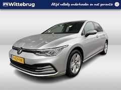 Volkswagen Golf - 1.0 eTSI Life