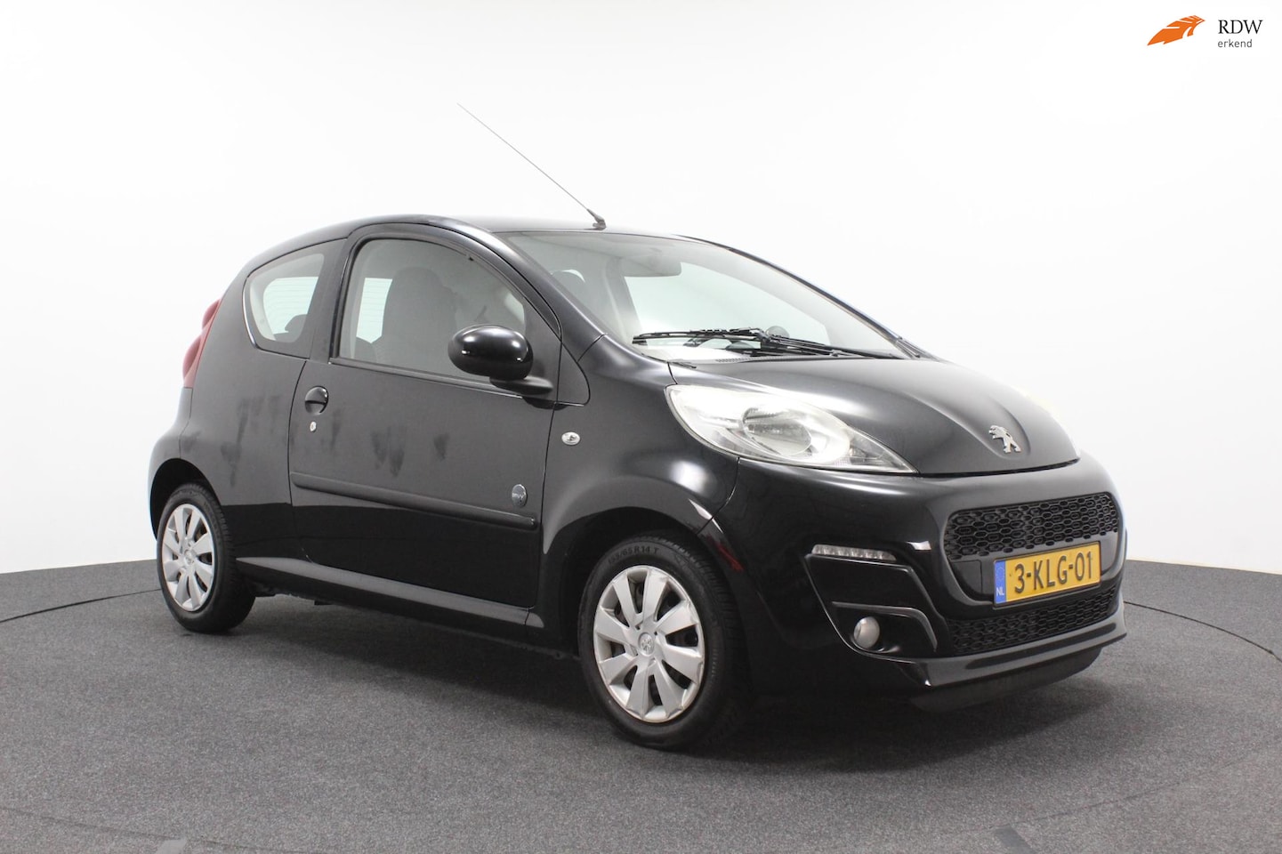 Peugeot 107 - 1.0 Envy | Airco | Elektrische ramen | LED verlichting | Centrale vergrendeling - AutoWereld.nl