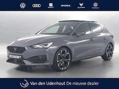 CUPRA Leon - 1.4 TSI eHybrid 245pk PHEV VZ / Panoramadak / Adaptive Cruise / Navi