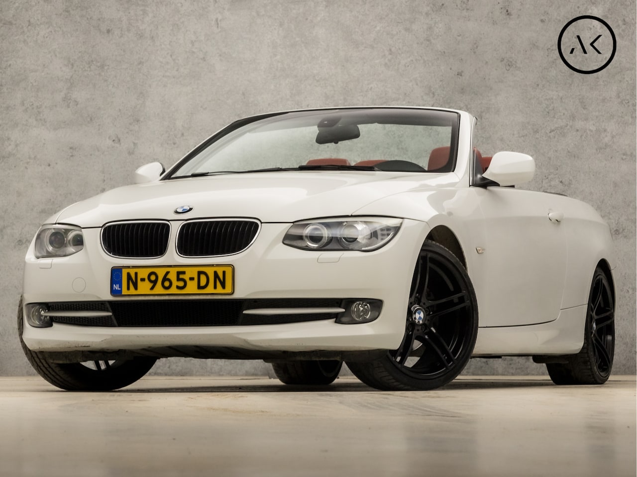 BMW 3-serie Cabrio - 320I 164Pk Automaat (NAVIGATIE, CLIMATE, LEDER, STOELVERWARMING, MEMORY SEATS, PARKEERSENS - AutoWereld.nl