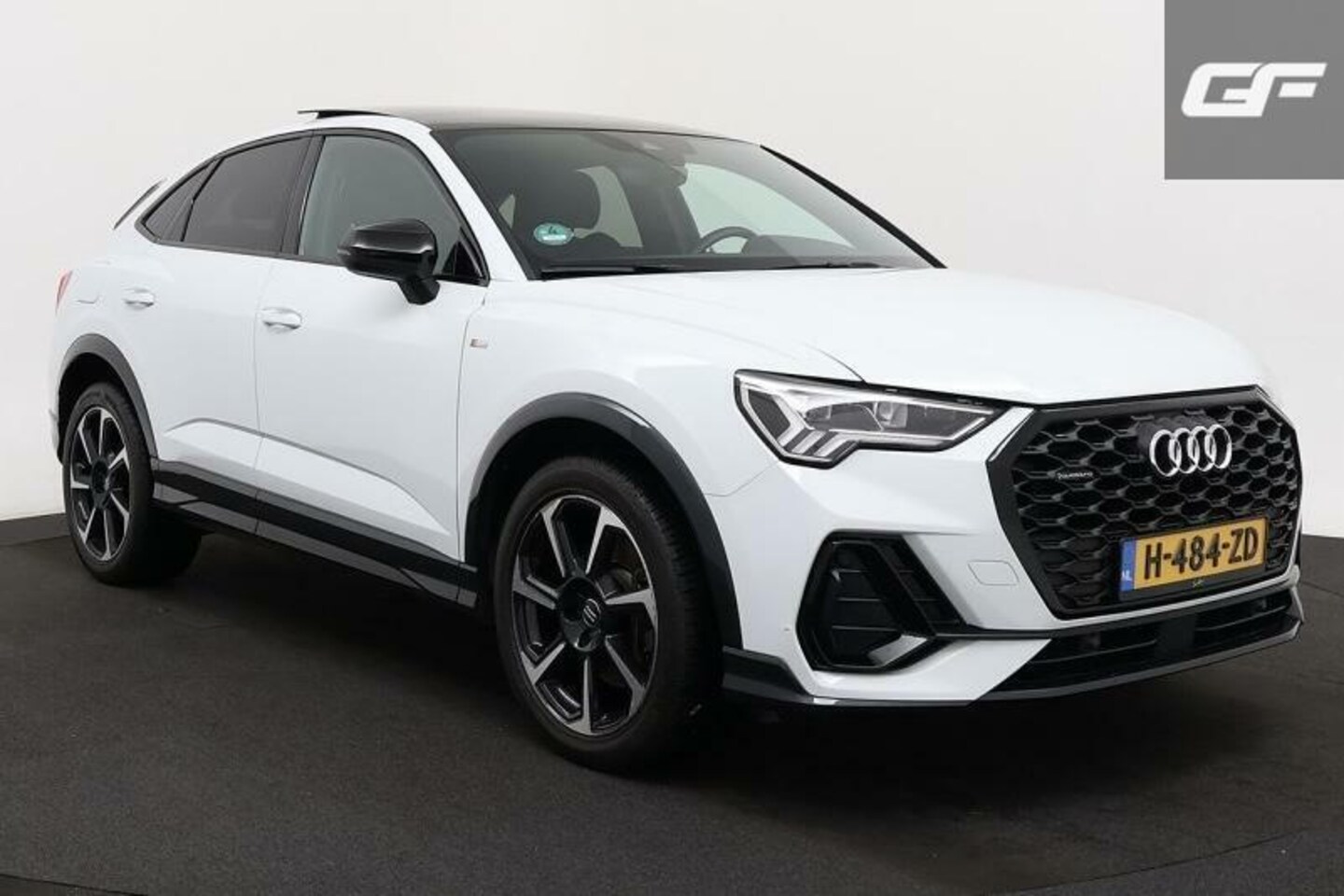 Audi Q3 Sportback - 40 TFSI Quattro S-Line Black Edition NAP - AutoWereld.nl