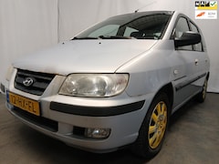 Hyundai Matrix - 1.6i GL - Airco - Roest - Schade