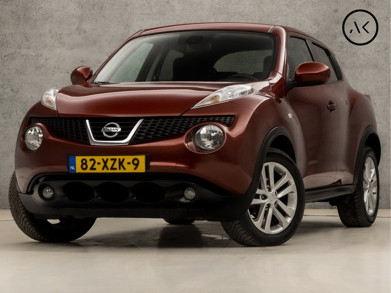 Nissan Juke - 1.6 Tekna Automaat (NAVIGATIE, NAP, STOELVERWARMING, CLIMATE, CAMERA, LEDEREN SPORTSTOELEN - AutoWereld.nl