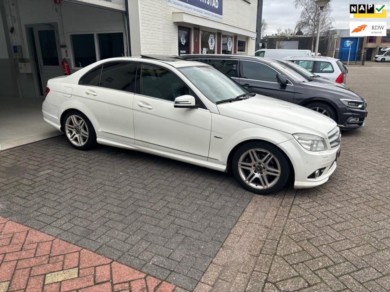 Mercedes-Benz C-klasse - 200 CDI Business Class Avantgarde|Dak|Amg-line - AutoWereld.nl