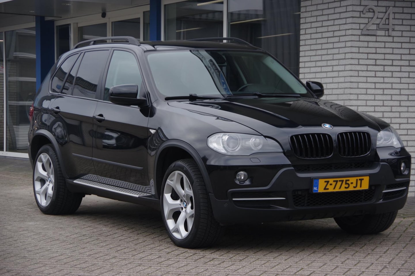 BMW X5 - XDrive48i V8 7-Persoons YOUNGTIMER Trekhaak - AutoWereld.nl