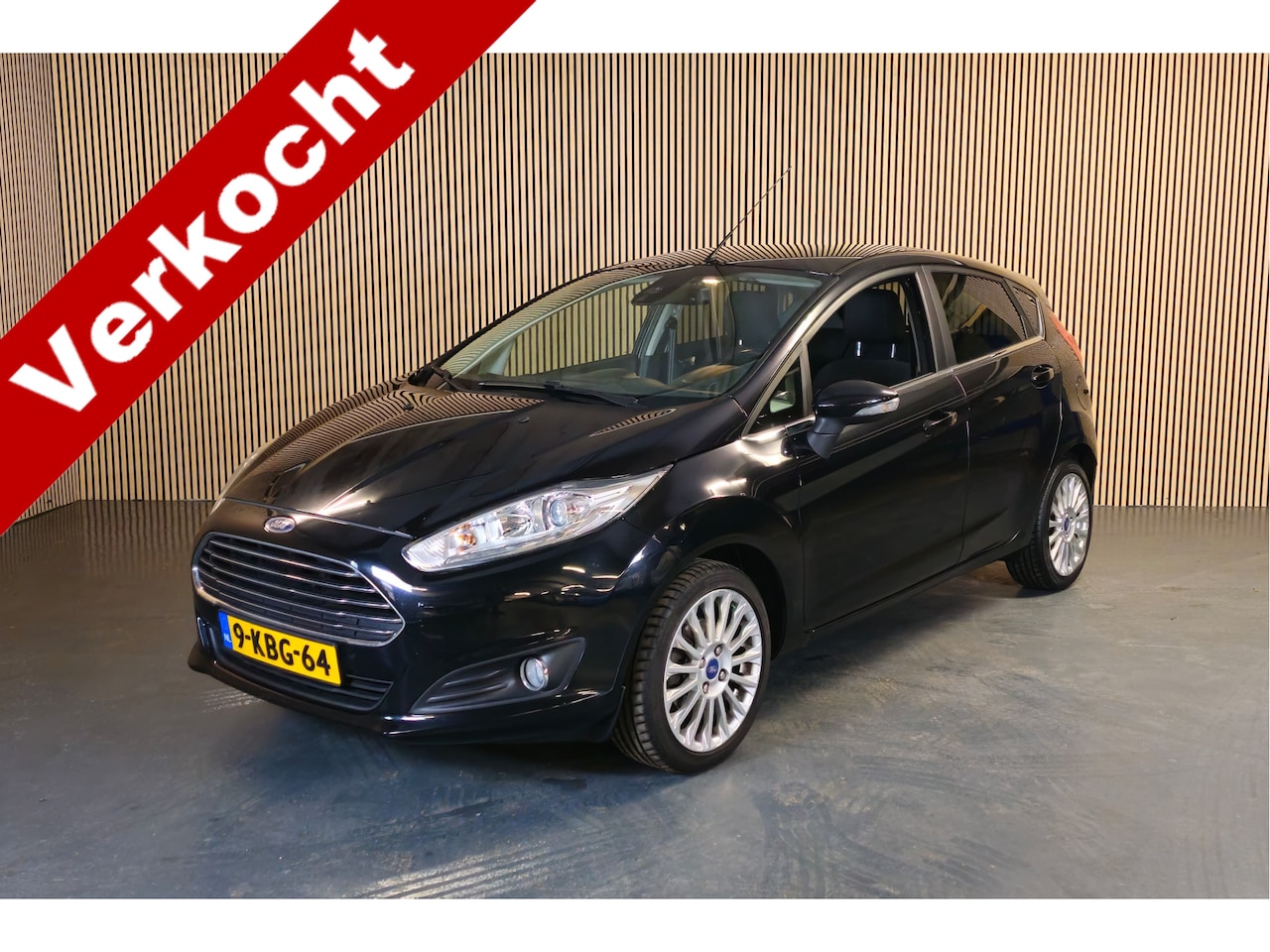 Ford Fiesta - 1.0 EcoBoost Titanium - Bluetooth - Voorruit verwarming - Climate control - Park. sensoren - AutoWereld.nl