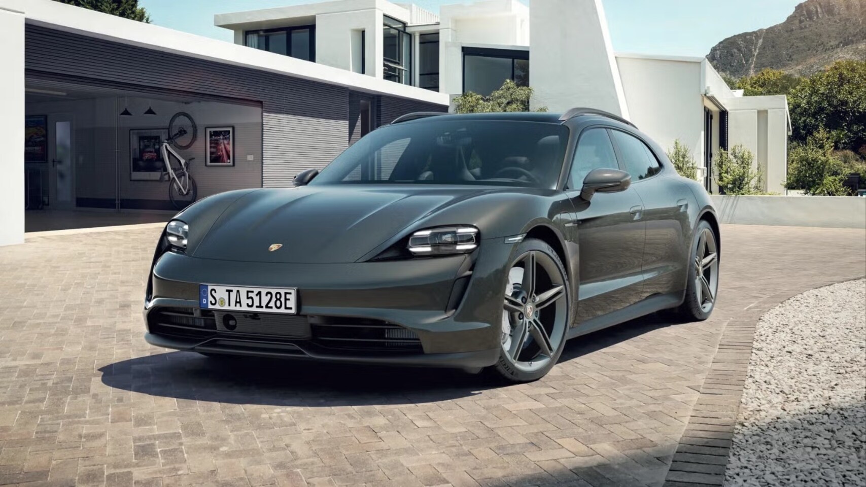 Porsche Taycan Sport Turismo - AutoWereld.nl